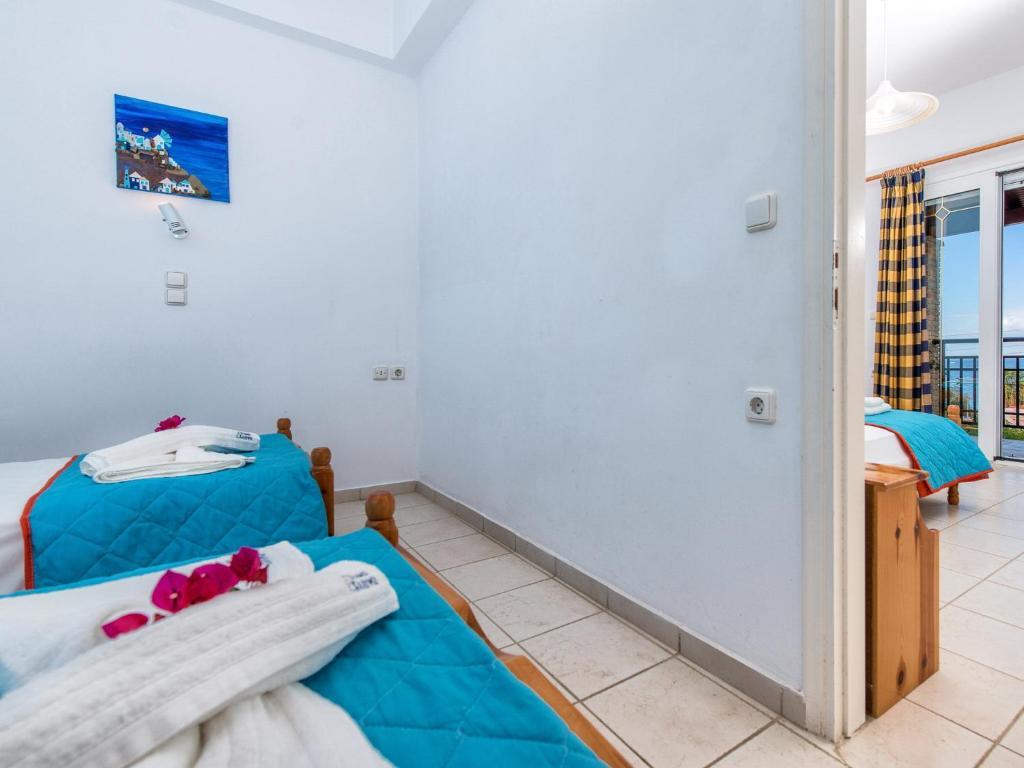 Calypso Studios Amoudi Room photo